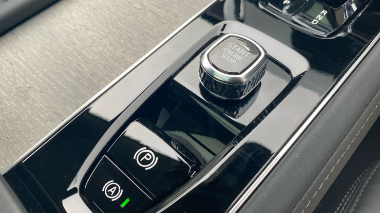 Volvo XC90 2.0 B5P Ultra Dark 5dr AWD Geartronic Petrol Estate